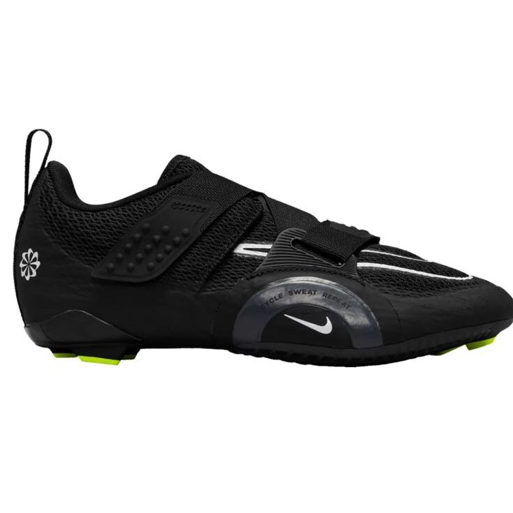 wide cycling shoes